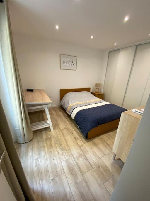 발로리스 Le Coeur Du Port De Golfe Juan - Parking - Clim - Wifi 아파트 외부 사진